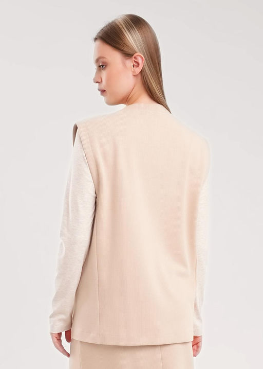 157025/190ввэ Жилет жен. (ЧЗ)