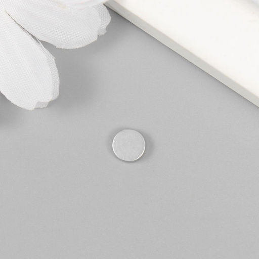 Цена за 100 шт. Магнит технический неодимовый (магнитит на обе стороны), серебристый, 6×1.5 мм