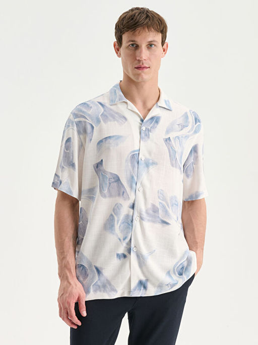 Regular Fit K?sa Kollu Desenli Viskon Erkek G?mlek