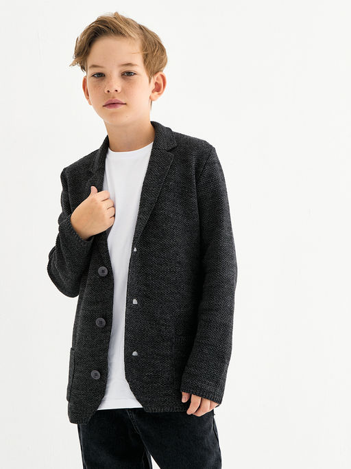 Темно-серый пиджак