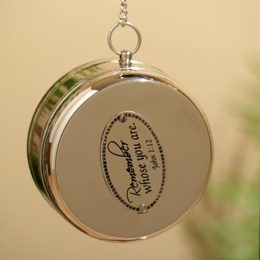 Настольные часы, 32×22 см, диаметр часов 8 см, латунь