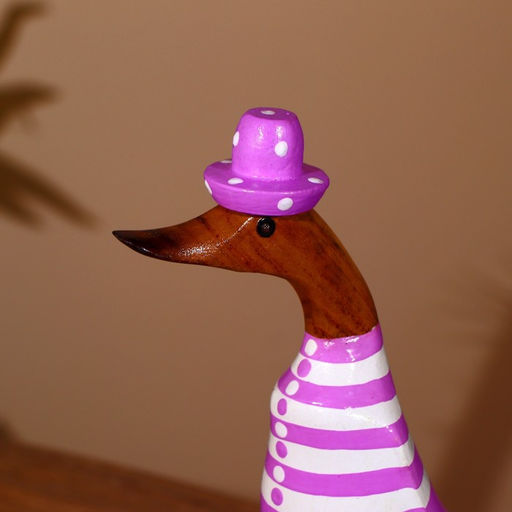 Сувенир «Утка в сиреневом», 27 см, дерево