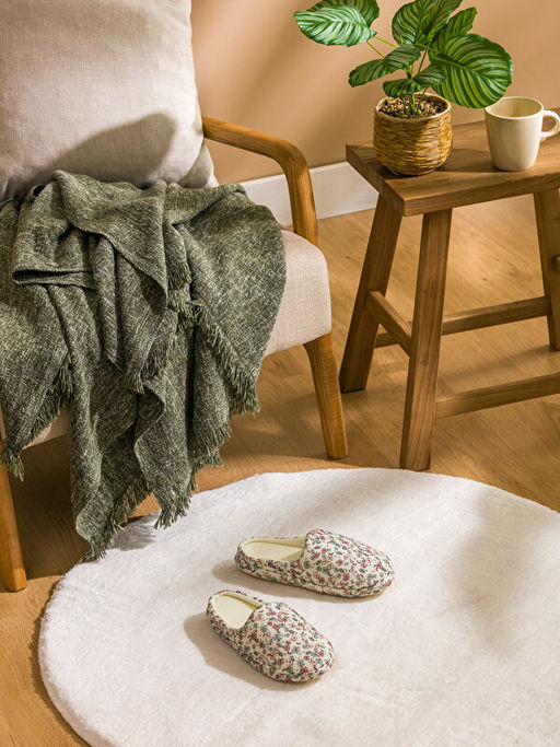 ?i?ek Desenli Kad?n Ev Terli?i