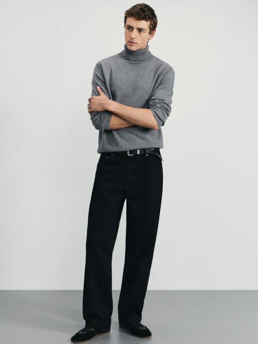 Свитер relax fit с высоким горлом / Zarina