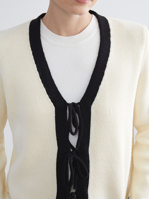 V Yaka Ba?lamal? Kad?n Triko H?rka