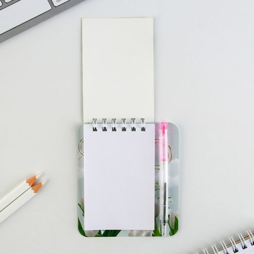 Цена за 2 шт. Подарочный набор, блокнот 9?10.4 см и мини-ручка С 8 Марта. Тюльпаны