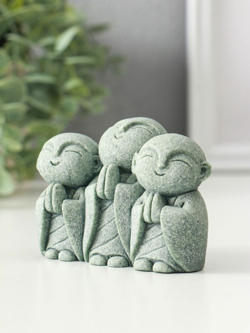 Сувенир песчаник "Статуя Дзидзо" 3,8х9,5х6,7 см