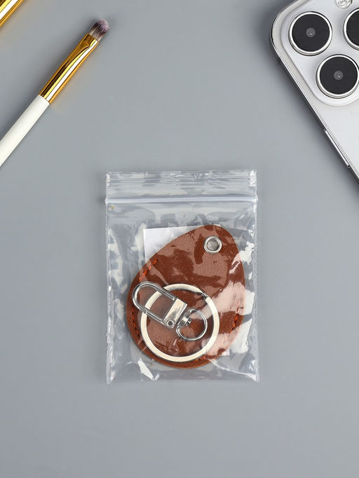 Цена за 3 шт. Брелок - чехол для магнитных ключей домофона, капля, рыжий, под нанесение, 4.4×5.5 см