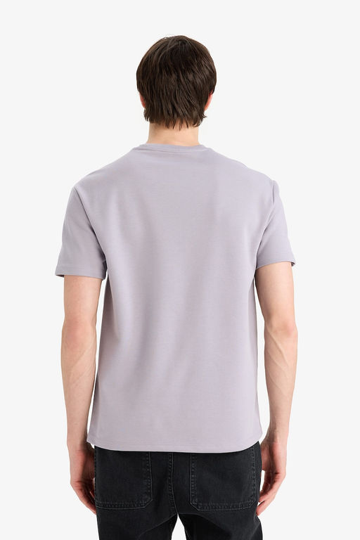 Regular Fit Bisiklet Yaka _t_ Gerektirmeyen Nefes Alabilen Bask_l_ K_sa Kollu A__r Kuma_ Ti__rt