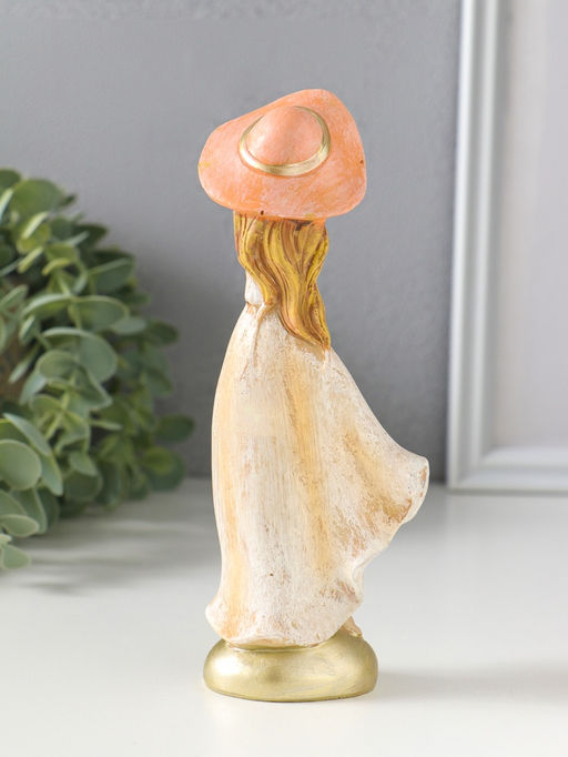 Фигурка полистоун «Девочка в широкополой шляпке», 6×4.2×16.5 см