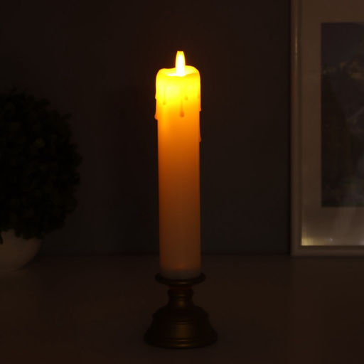 Светодиодная свеча в подсвечнике RISALUX Ретро, ночник LED, от батареек, золото, 7?7?24 см