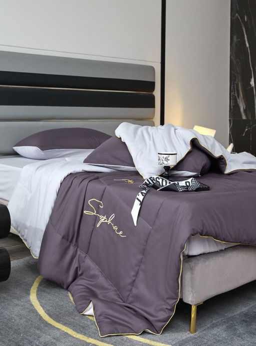 Одеяло Mency средней плотности однотонное с простыней на резинке и наволочками ODMENOR06