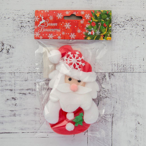 Цена за 3 шт. Магнит мягкий Дед Мороз с ёлочкой 13 см, бело - красная - Зимнее волшебство фото 3