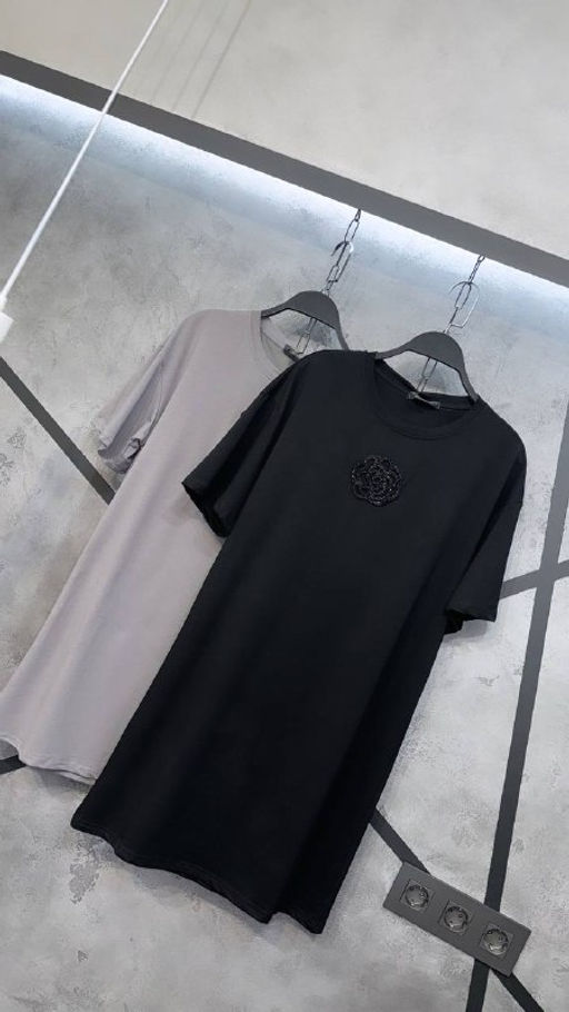 Стильное платье-туника оверсайз