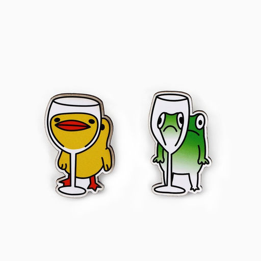 Цена за 20 шт. Значки деревянные Самые милые значки в шоубоксе, 20 шт.