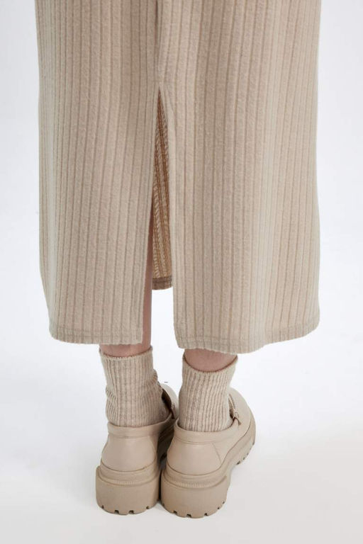 Облегающее платье макси с круглым вырезом и длинными рукавами - Defacto фото 5