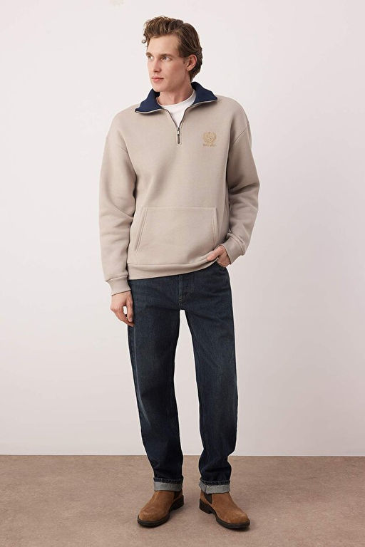Gri Oversize Dik Yaka Fermuarl_ __i Polarl_/S_cak Tutan Nak__l_ Sweatshirt TMNAW25SW00081 - Trendyolmilla фото 2