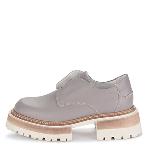 Лоферы женские