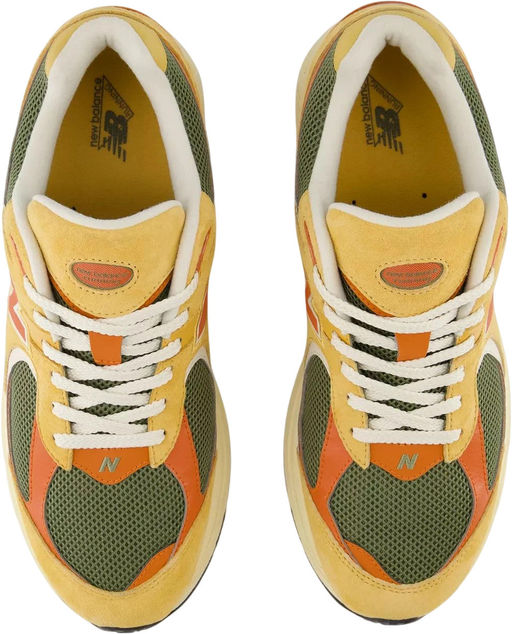 Кроссовки взрослые