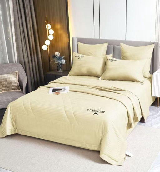 Одеяло MAISON DOR Страйп Сатин с простыней и наволочками L288-86 КРЕМОВЫЙ