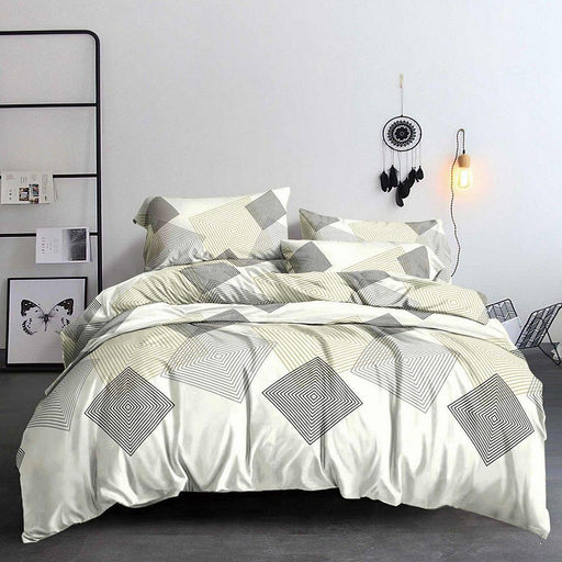 Постельное белье, комплект Евростандарт "Марси" 4 предмета: пододеяльник 200х215см, простыня 220х240см, 2 наволочки 70х70см с клапаном-запахом, полисатин "Премиум SP" 85г/м2, упаковка "классическая" ПВХ 34,5х41см, "Домашняя мода" (Россия)