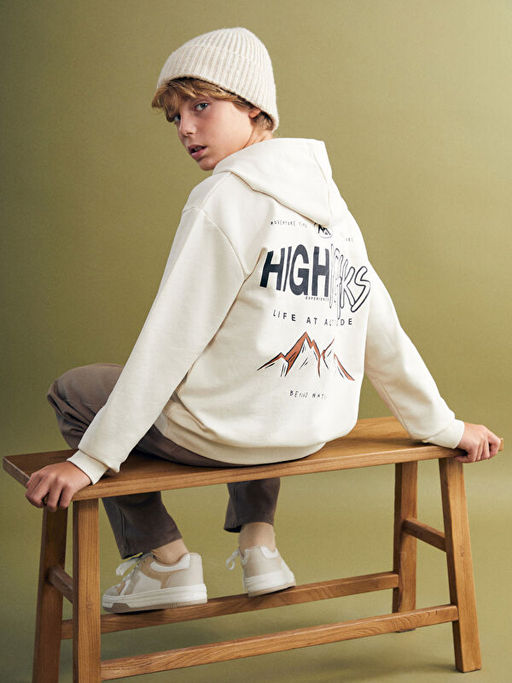 Kap??onlu Bask?l? Erkek ?ocuk Sweatshirt