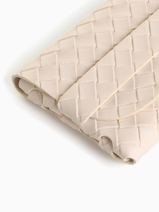 Цена за 2 шт. Футляр для очков на ремешке, однотонный, размер 16.5×7×1.8 см, молочный