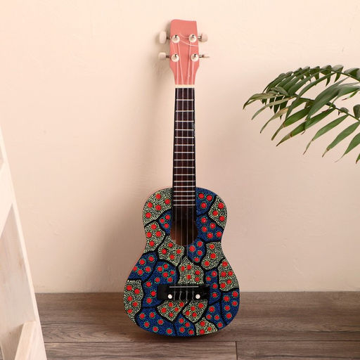 Сувенирный музыкальный инструмент гитара-укулеле «Любовь», 55×20×6 см