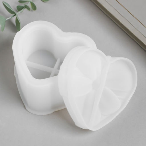 Молд силикононовый «Шкатулка - бантик сердце» с крышкой 8,4 х 9,7 х 6,7 см