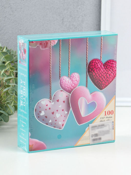 Фотоальбом на 100 фото 13×18 см «Сердца на веревочках», в коробке, 5×18×20.5 см