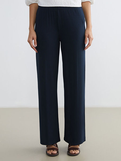 Beli Lastikli Dokulu Kad?n Pantolon