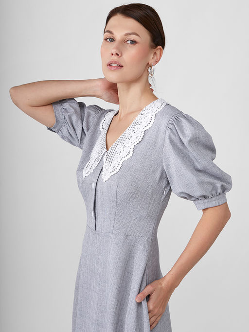 Платье с кружевным воротником OD-888-2 св.серый