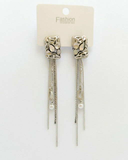 Стильные серьги