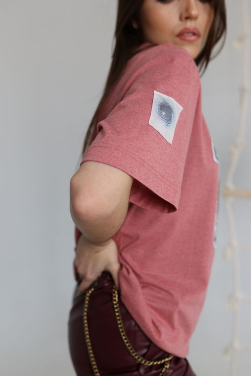 Футболка AMORI 6378 коралловый принт  фото 2