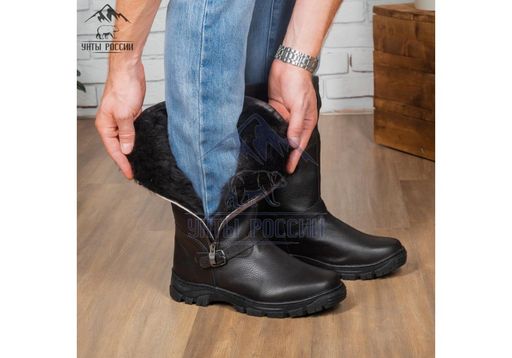 Монголки коричневые с замком, литая подошва,