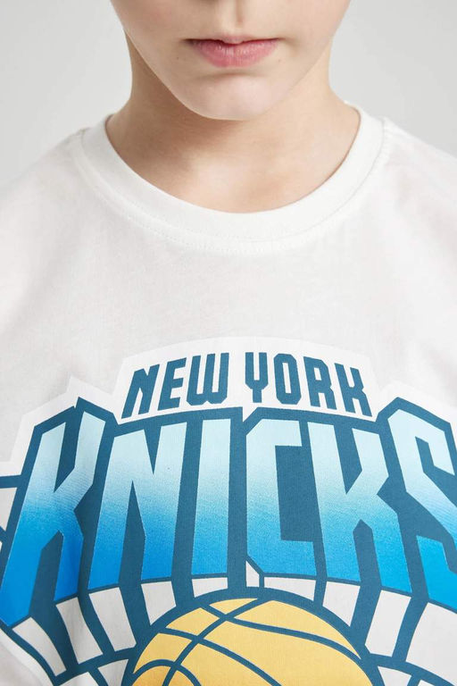 Футболка оверсайз с круглым вырезом и короткими рукавами NBA New York Knicks для мальчиков - Defacto фото 8