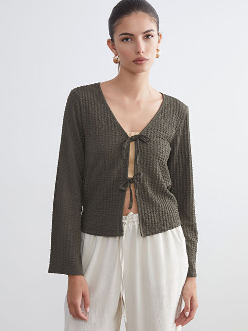 V Yaka Ba?lamal? Dokulu Bluz