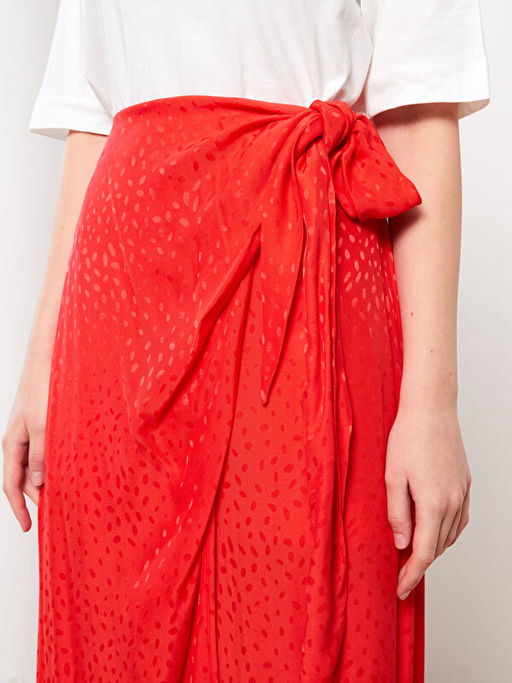 Beli Fermuarl? Desenli Saten Kad?n Etek