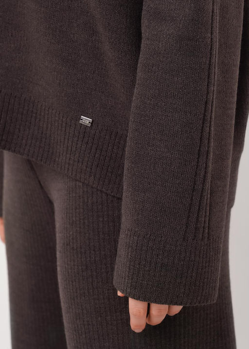 Джемпер женский