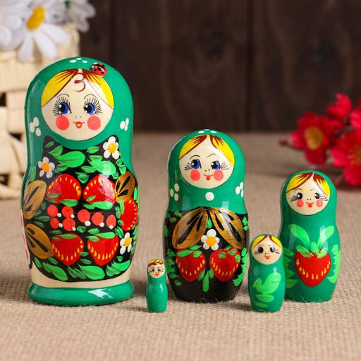 Матрёшка дерево «Божья коровка», зелёное платье, 5 кукольная, 10-12 см