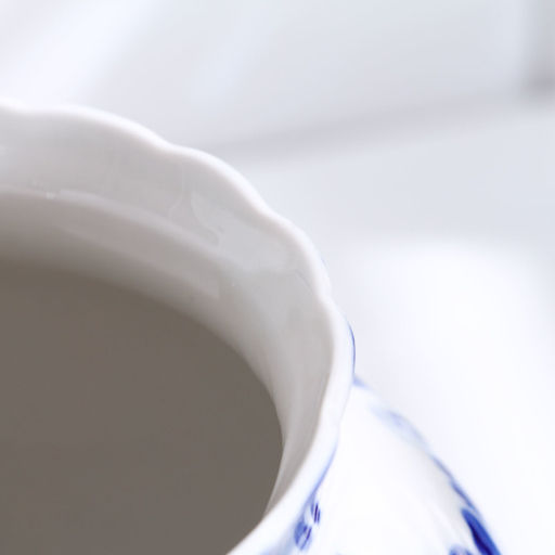 Ваза для цветов «Сирень», h=26 см, фарфор гжель, авт. Киселев А.