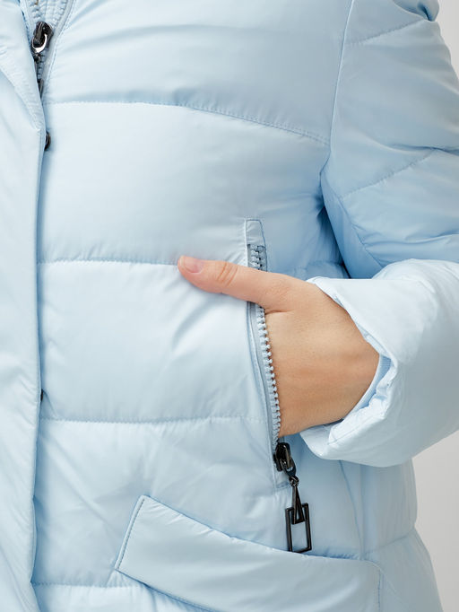Пальто утепленное стеганное зимнее с капюшоном женское голубого цвета 9610Gl - Mtforce фото 8