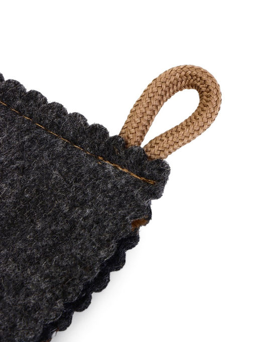 Рукавица для бани и сауны «На удачу», шерсть 50%, полиэфир 50%, тёмная