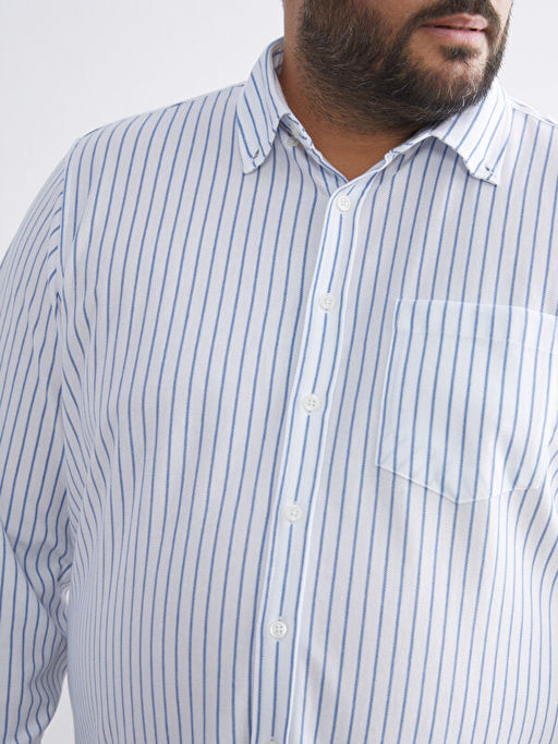 B?y?k Beden Uzun Kollu ?izgili Erkek G?mlek