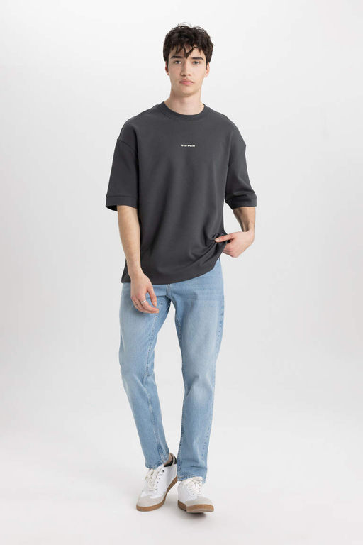 Свободная футболка из плотной ткани с круглым вырезом и короткими рукавами с принтом - Defacto фото 2