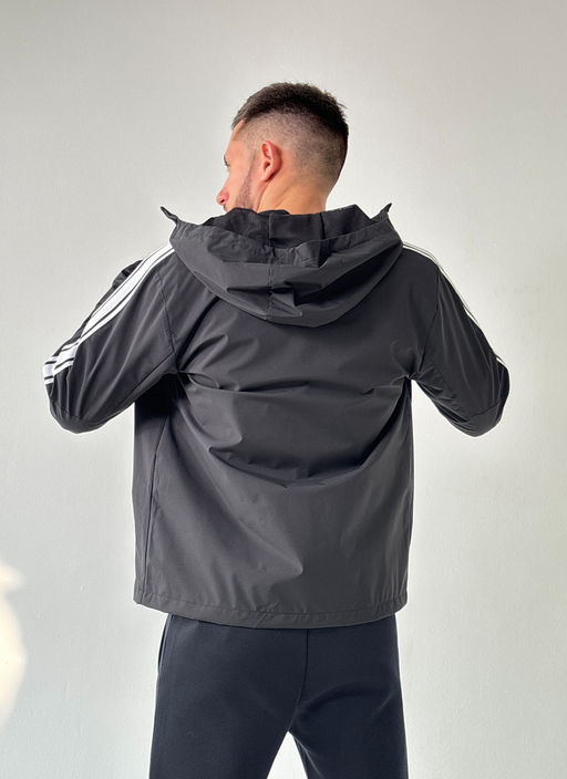 Ветровка Черный