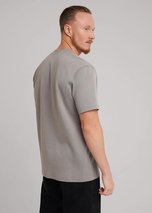 562660/05и_п Футболка муж. (ЧЗ)