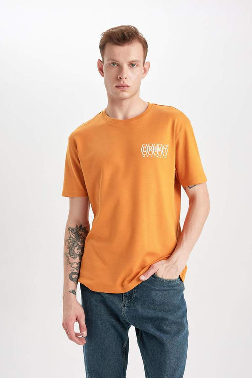 Футболка из плотной ткани обычного кроя с круглым вырезом и принтом на спине с короткими рукавами - Defacto фото 5