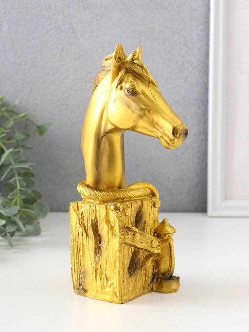 Фигурка «Бюст. Золотой конь с фонарём», полистоун, 11×6.5×19 см
