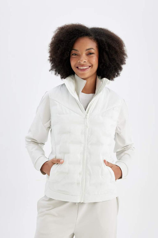 Водоотталкивающий надувной жилет для спортсменов DeFactoFit с воротником-стойкой  фото 3